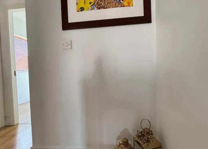 Luxury Stylish Kincora Townhouse בית נופש