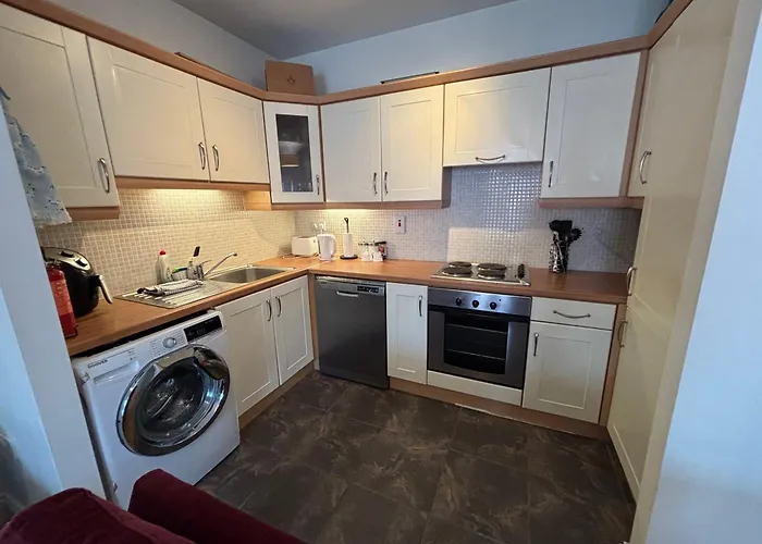 בית נופש Luxury Stylish Kincora Townhouse